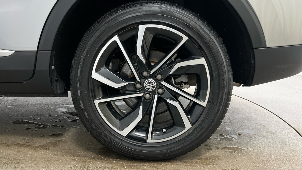 MG ZS Exclusive 1.0T Silver #5