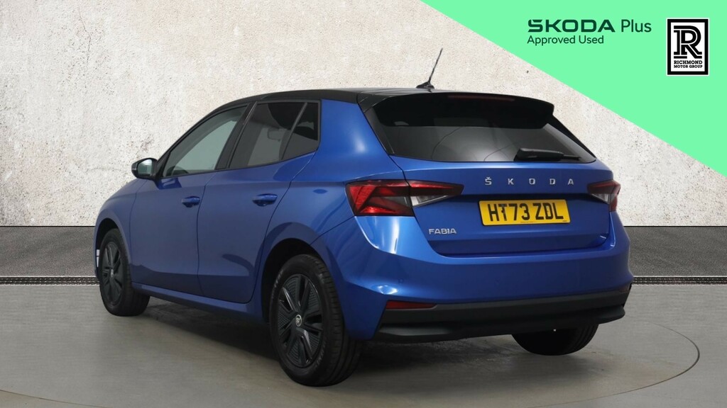 Skoda Fabia 1.0 Tsi Colour Edition Hatchback Dsg Eu HT73ZDL Blue #3