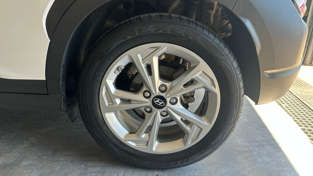 Hyundai Kona 1.0 T-gdi Mhev Se Connect Suv Hybrid Ma HK71ZYN White #5