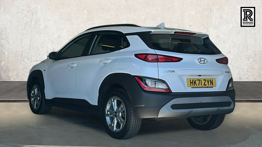 Hyundai Kona 1.0 T-gdi Mhev Se Connect Suv Hybrid Ma HK71ZYN White #3
