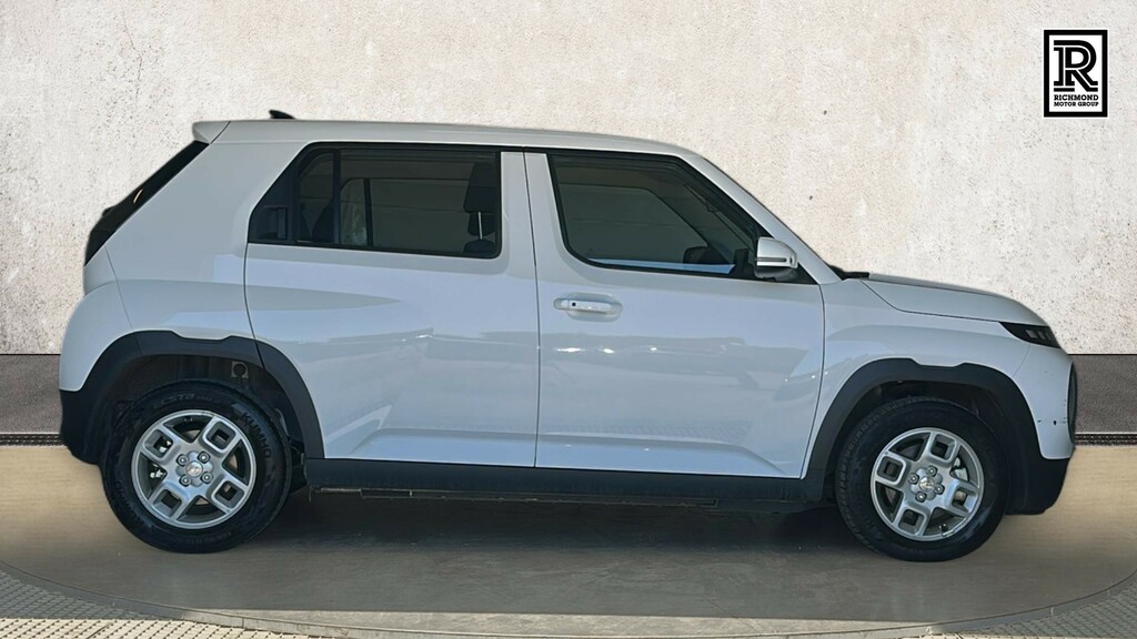 Hyundai Inster Standard Range 42Kwh 01 Suv 97 HT25ZSX White #4