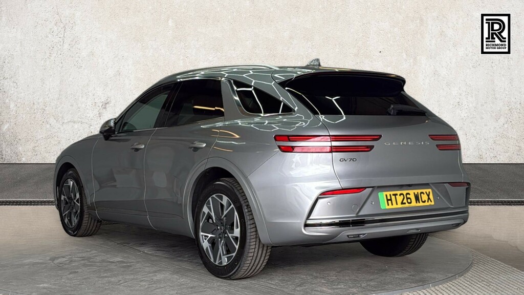 Genesis GV70 84Kwh Dual Motor Pure Suv 4Wd  #2