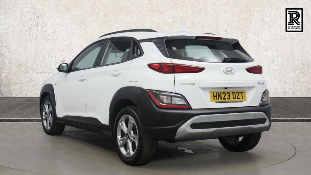 Hyundai Kona 1.0 T-gdi Mhev Se Connect Suv Hybrid Ma White #5