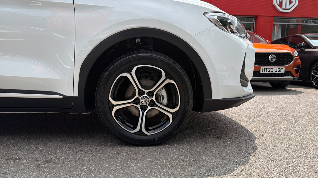 MG ZS 1.5 Se Suv Euro 6 Ss 115 Ps White #5