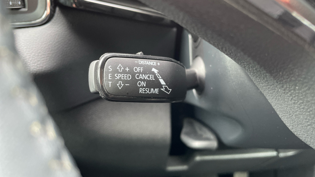 Skoda Karoq Suv Black #29