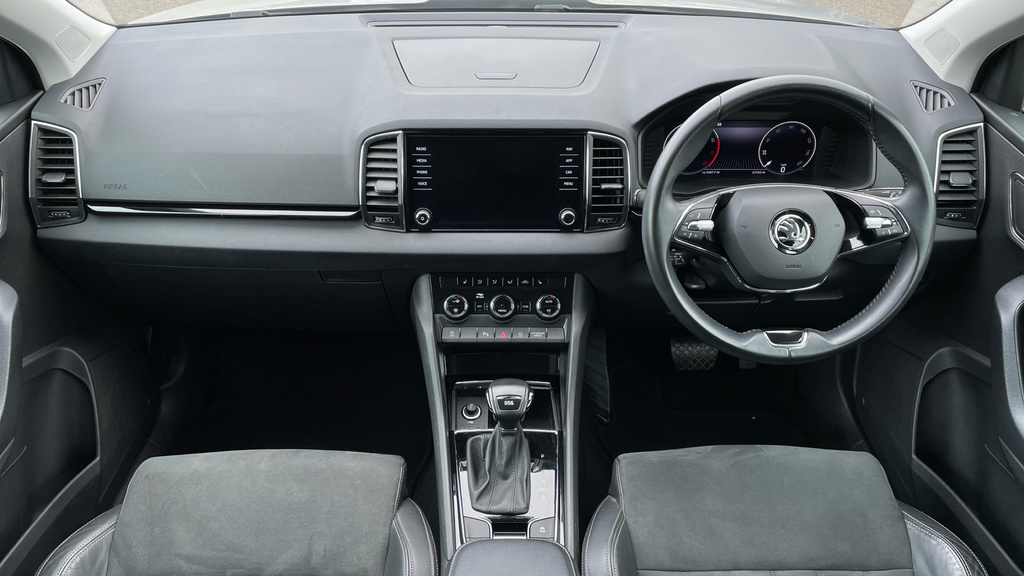 Skoda Karoq Suv Black #12