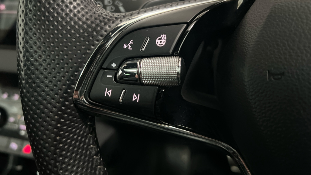 Skoda Karoq 1.5 Tsi Se L  #36