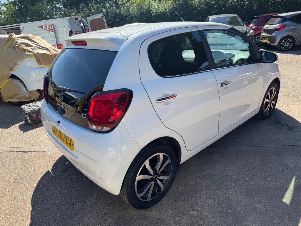 Citroen C1 1.0 Vti 72 Shine White #4