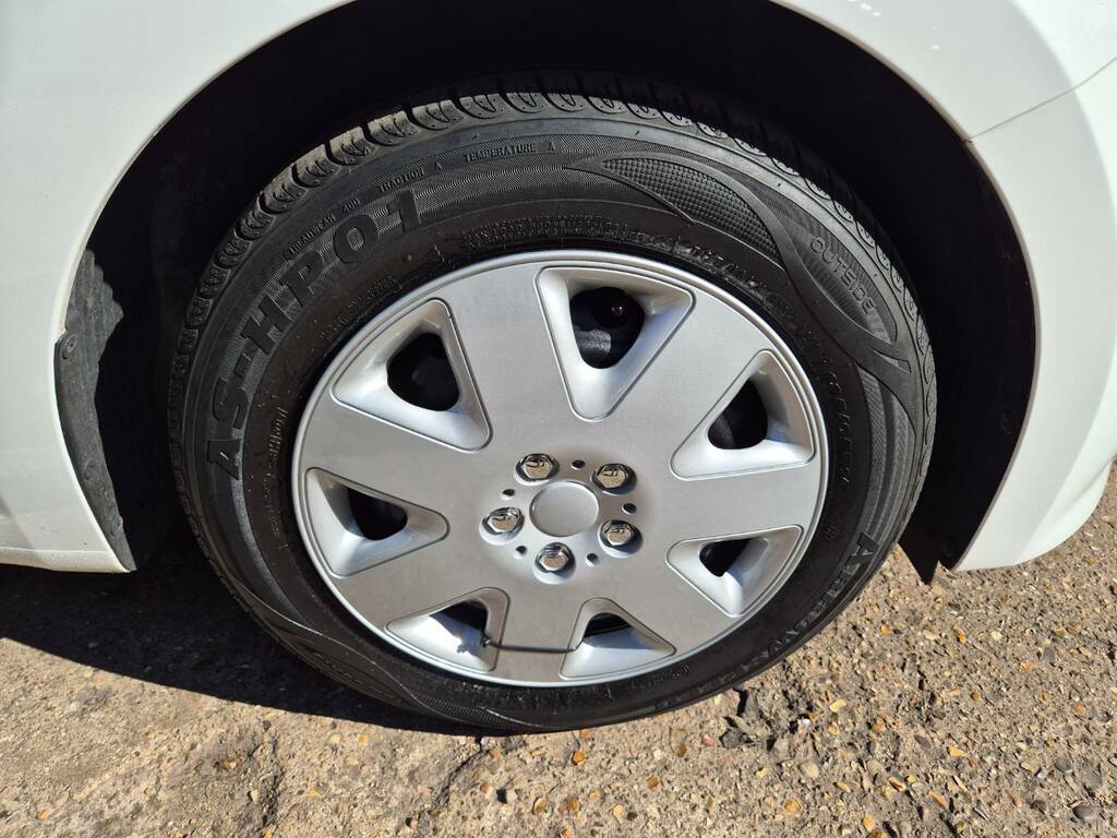 Hyundai I20 1.2 Blue Drive S White #4