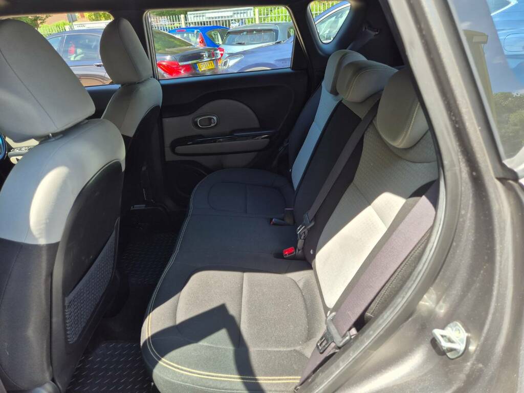 Kia Soul 1.6 Gdi Connect Plus Suv Euro 5 Red #32