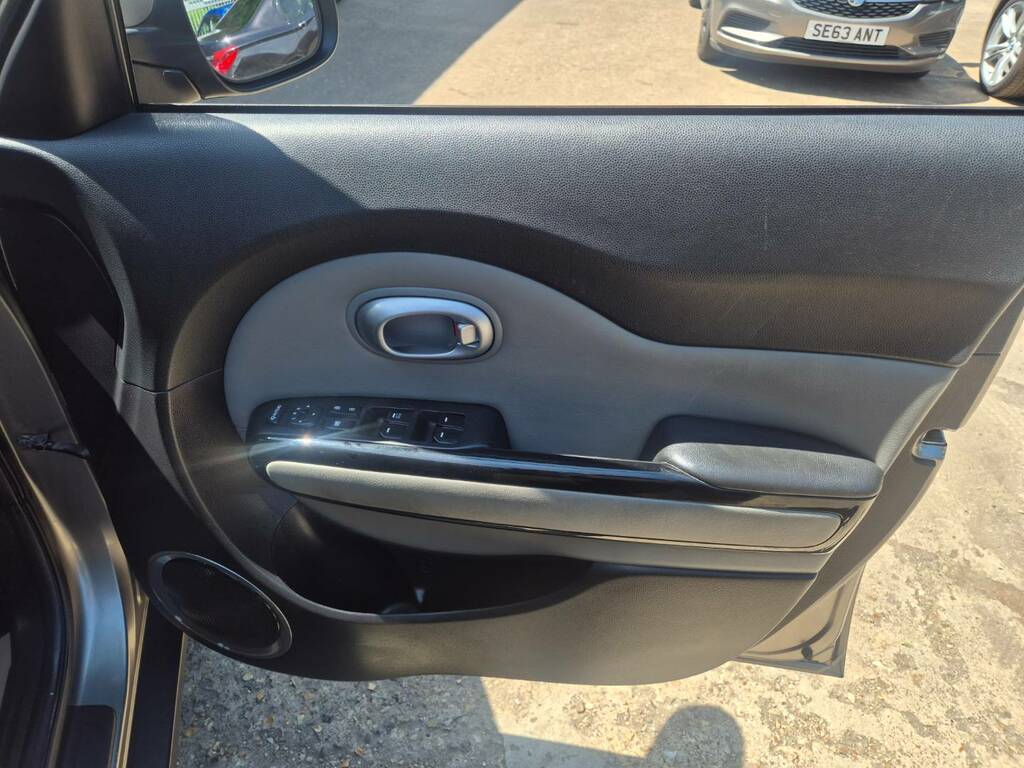 Kia Soul 1.6 Gdi Connect Plus Suv Euro 5 Red #17