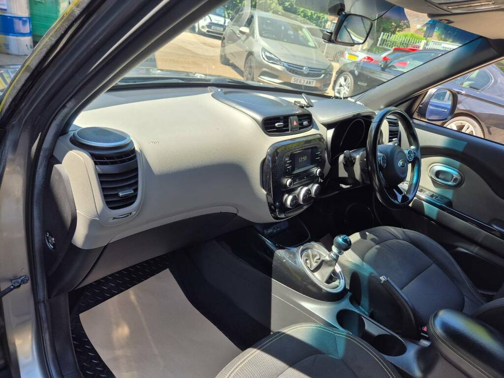 Kia Soul 1.6 Gdi Connect Plus Suv Euro 5 Red #38
