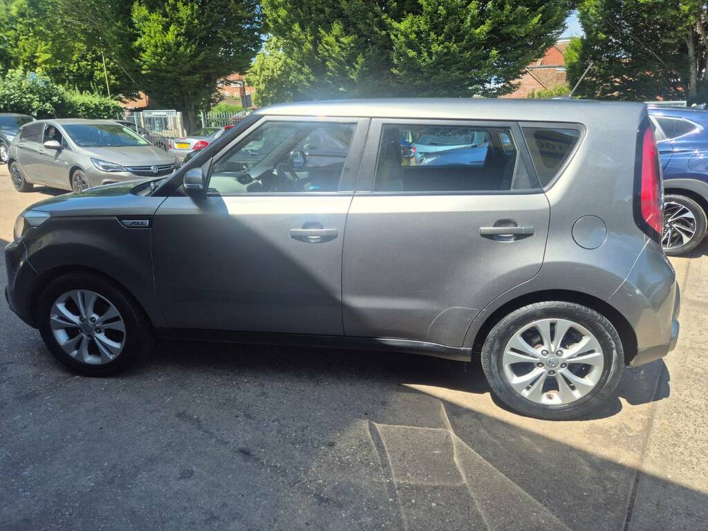 Kia Soul 1.6 Gdi Connect Plus Suv Euro 5 Red #11