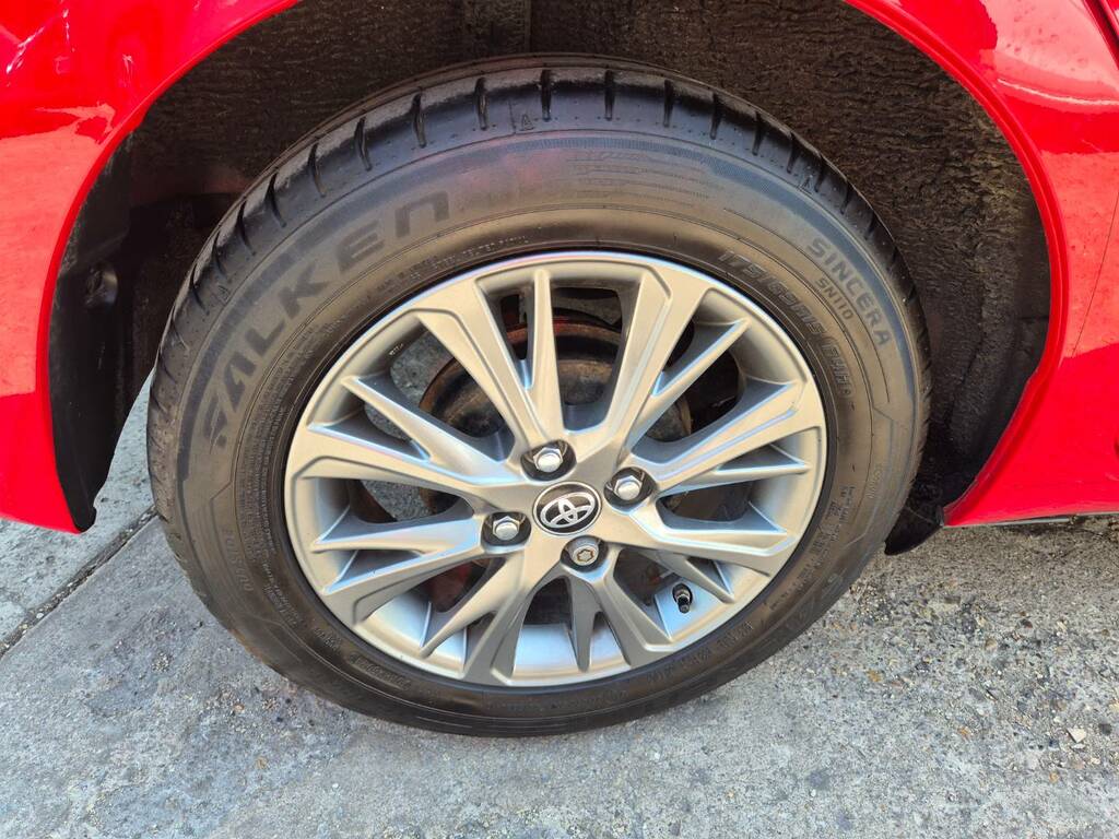 Toyota Yaris 1.5 Vvt-i Icon Cvt Red #6