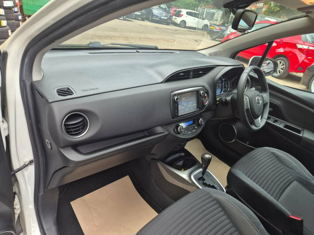 Toyota Yaris Icon Blue #35