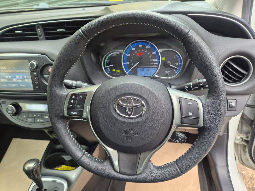 Toyota Yaris Icon Blue #19