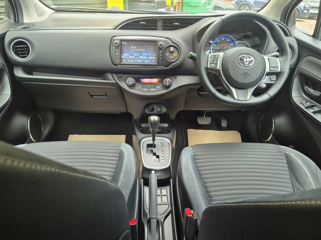 Toyota Yaris Icon Blue #33