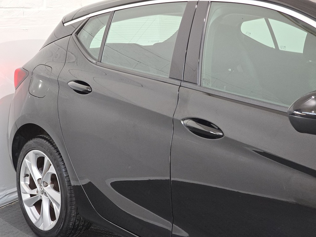 Vauxhall Astra I Turbo Sri Nav Black #6