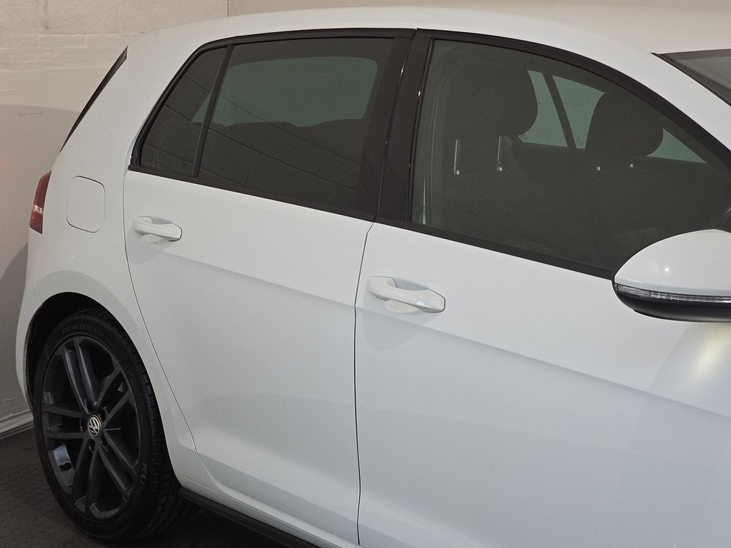 Volkswagen Golf Tdi Bluemotion Tech Gtd White #6