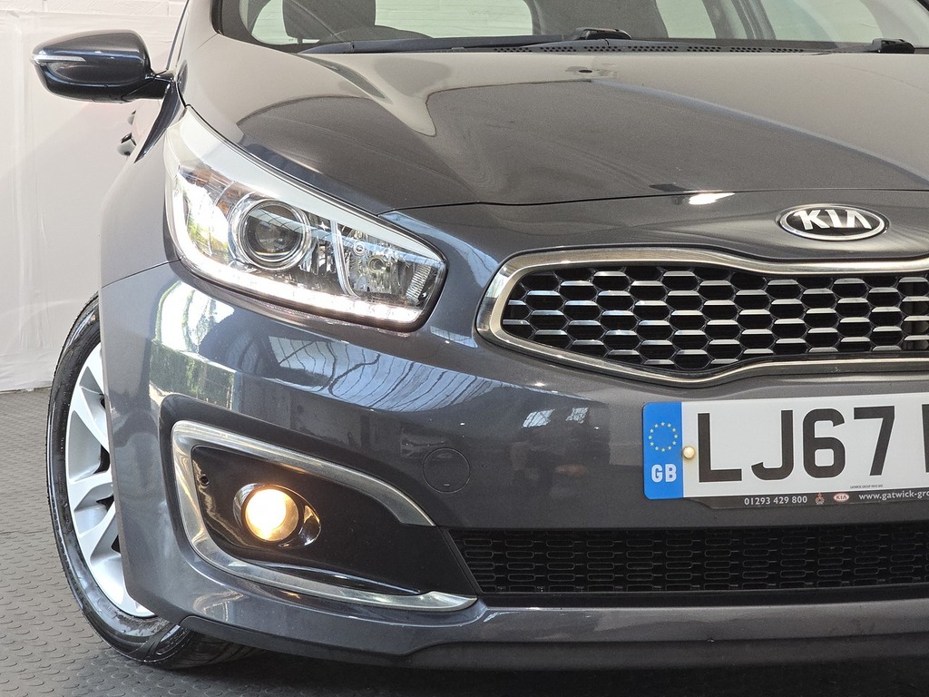 Kia Ceed 1.6L 2 Silver #12