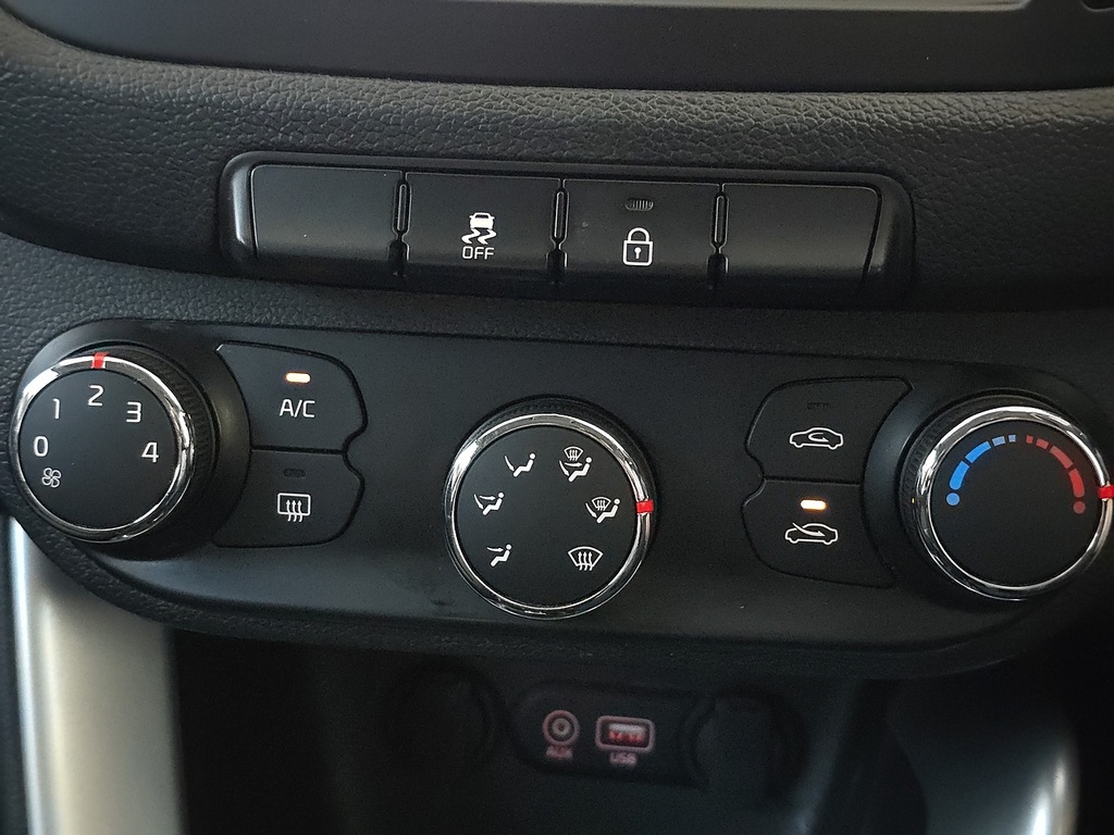 Kia Ceed 1.6L 2 Silver #56
