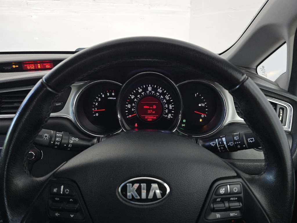 Kia Ceed 1.6L 2 Silver #41