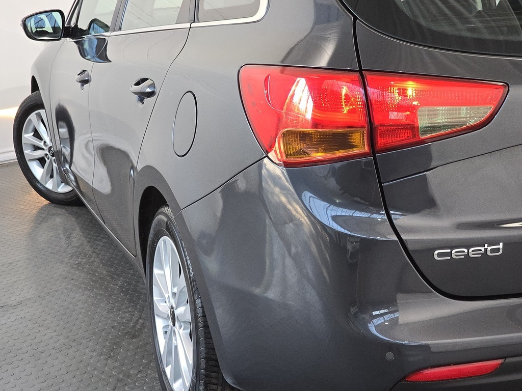 Kia Ceed 1.6L 2 Silver #31