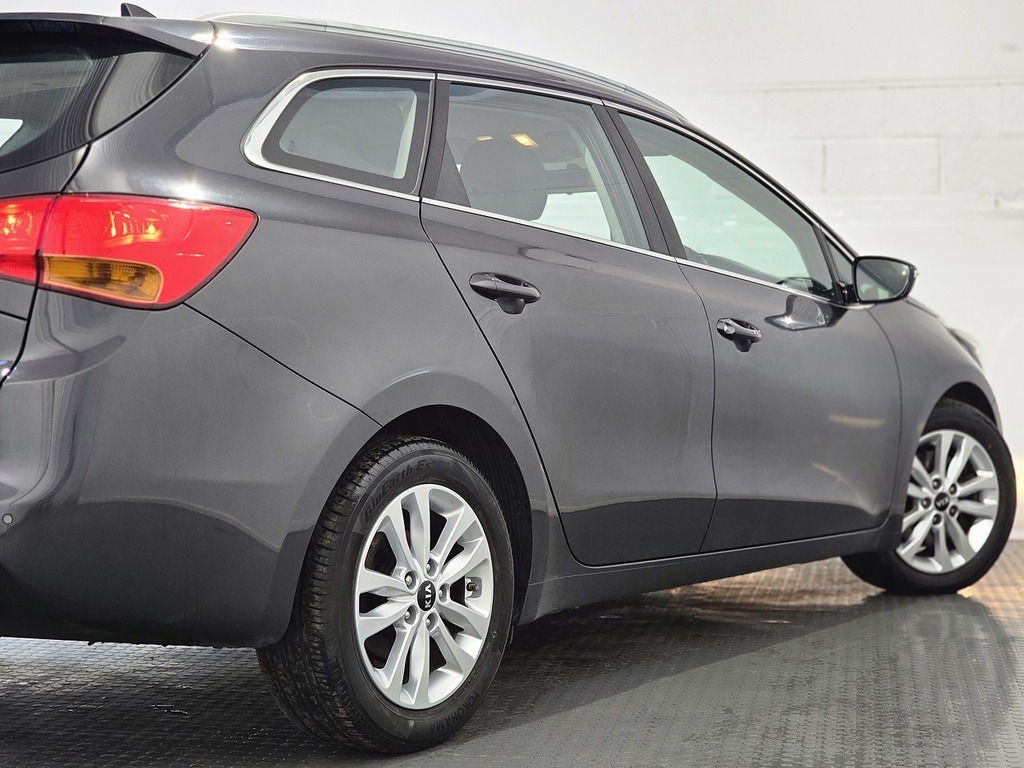 Kia Ceed 1.6L 2 Silver #38
