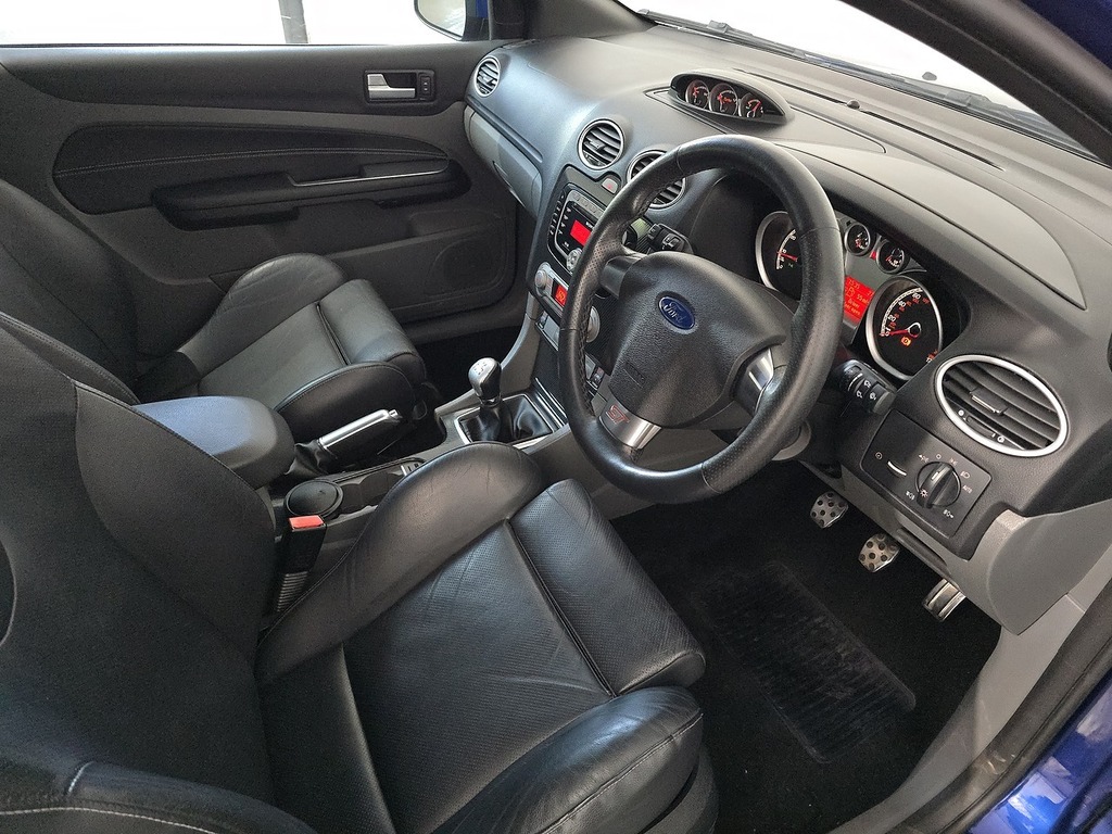 Ford Focus Grey #59