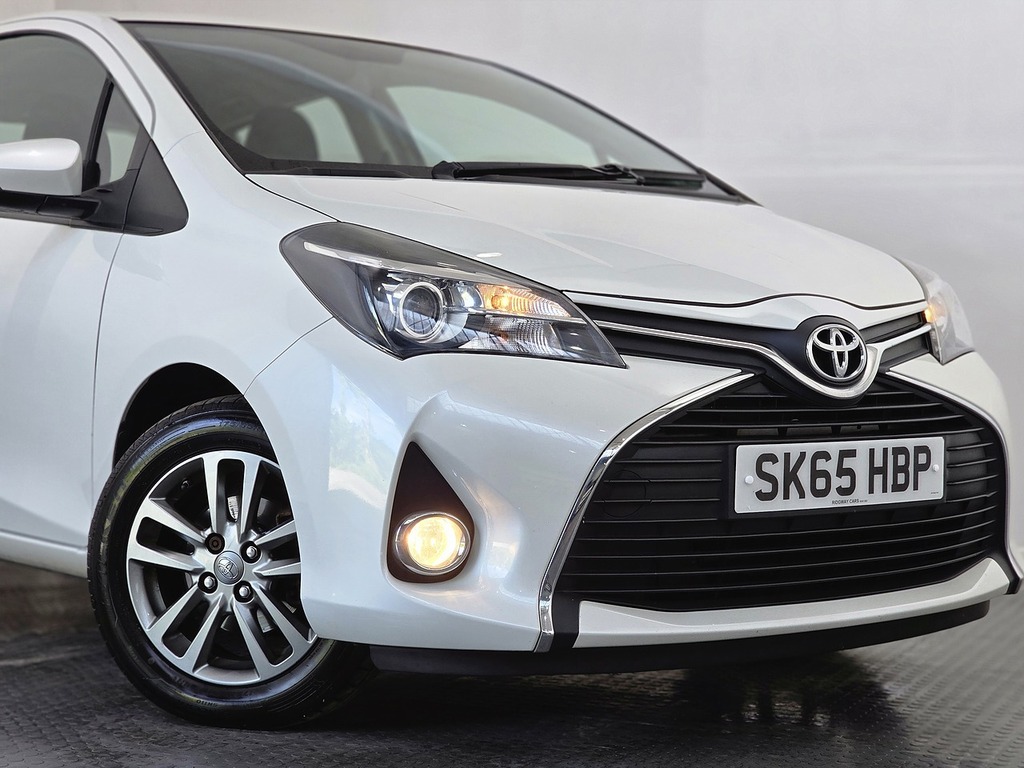 Toyota Yaris Dual Vvt-i Icon White #6