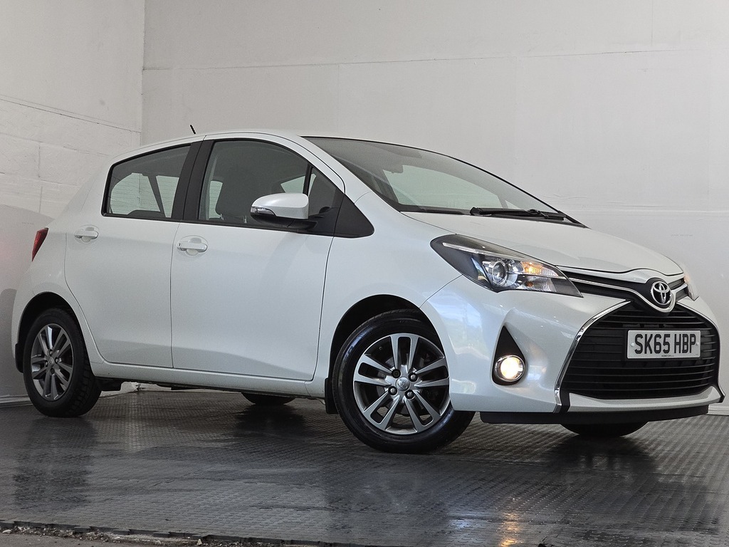 Toyota Yaris Dual Vvt-i Icon White #3