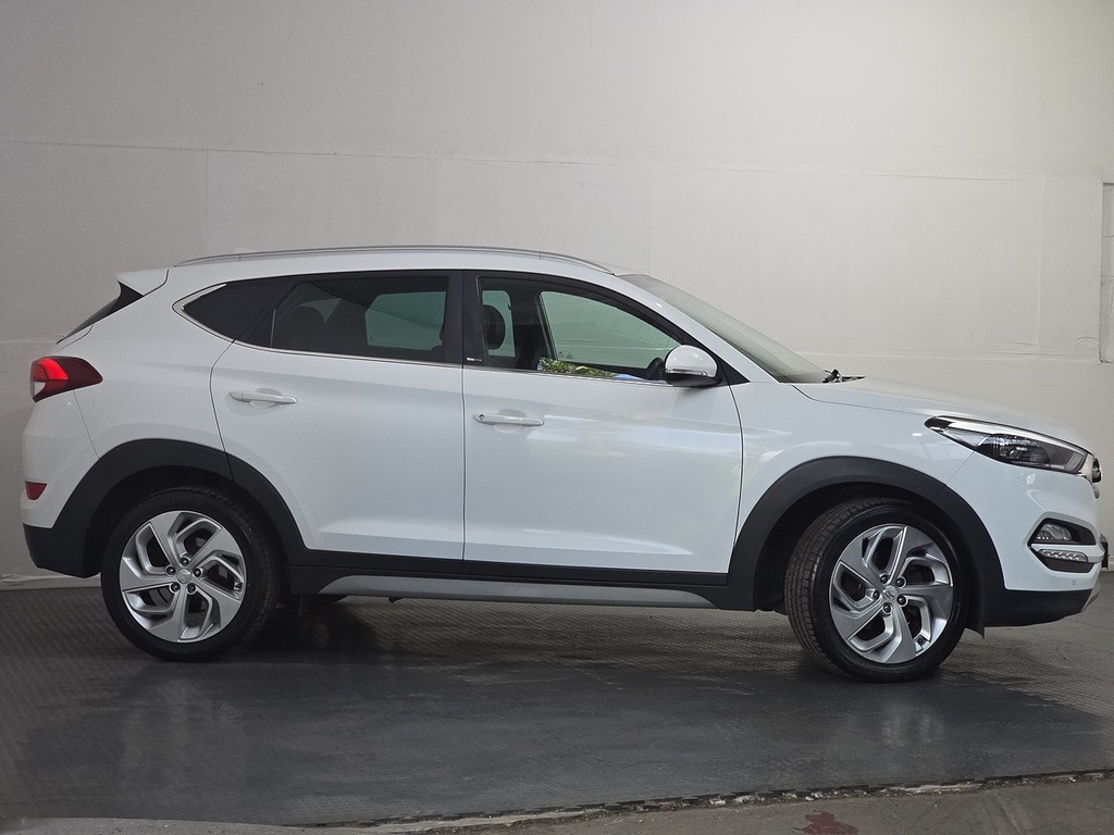Hyundai Tucson T-gdi Sport Edition White #4