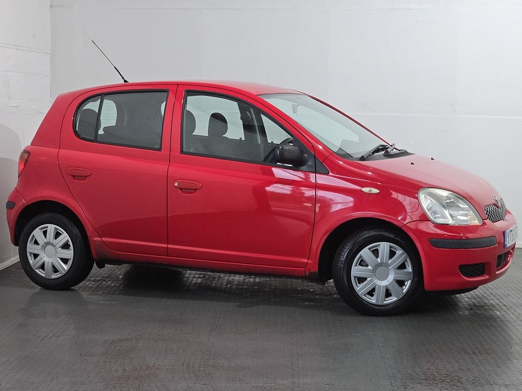 Toyota Yaris Vvt-i T3 Red #2