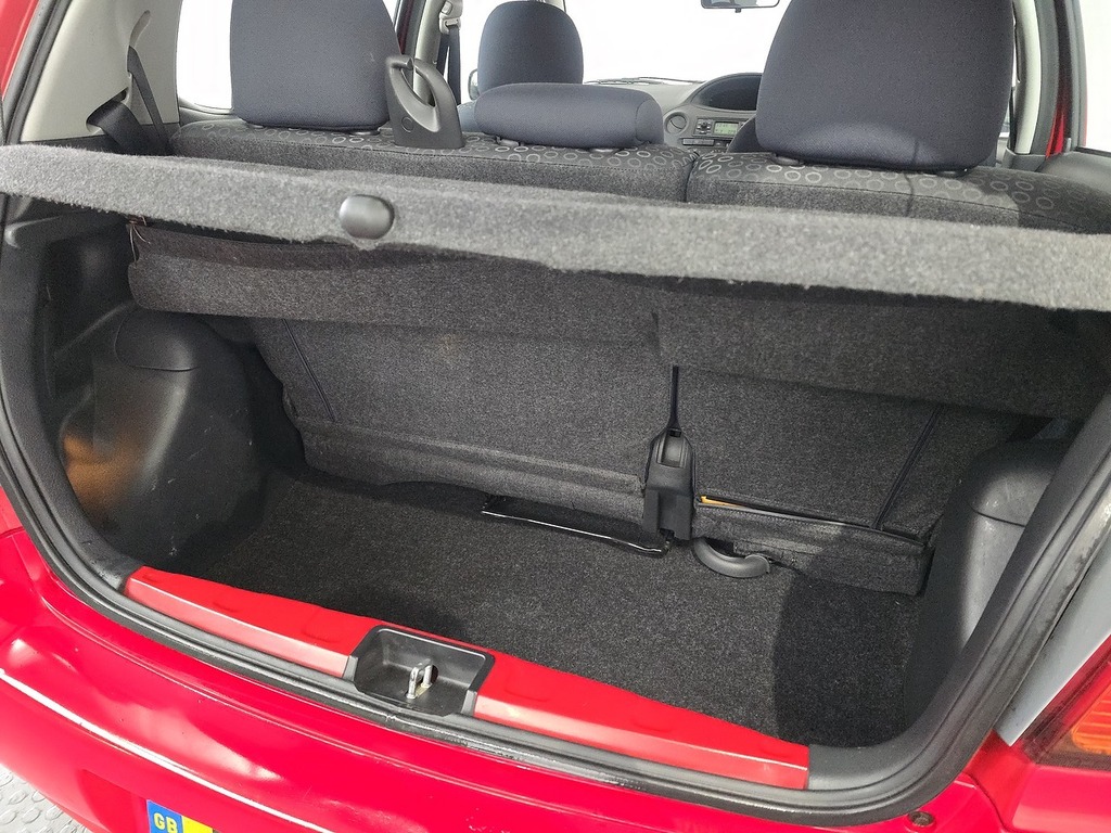 Toyota Yaris 1.0 T2 Multimode Silver #16