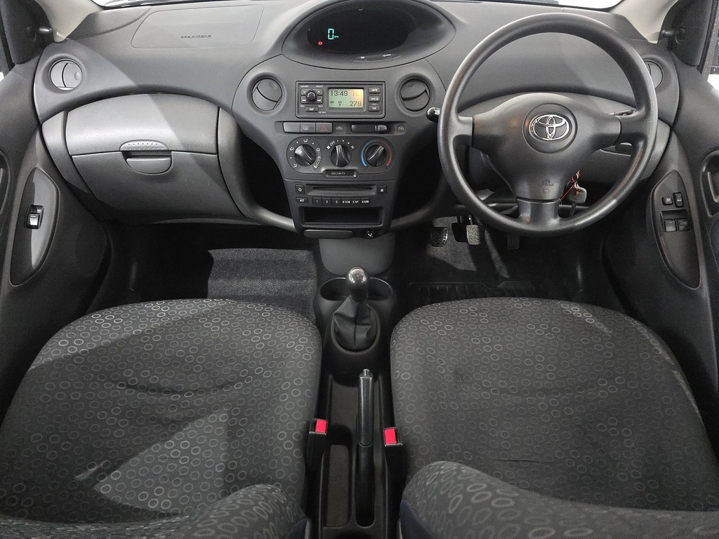Toyota Yaris 1.0 T2 Multimode Silver #13