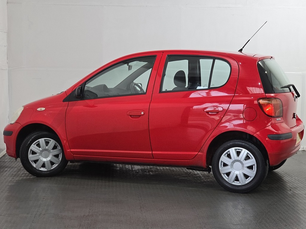 Toyota Yaris 1.0 T2 Multimode Silver #7