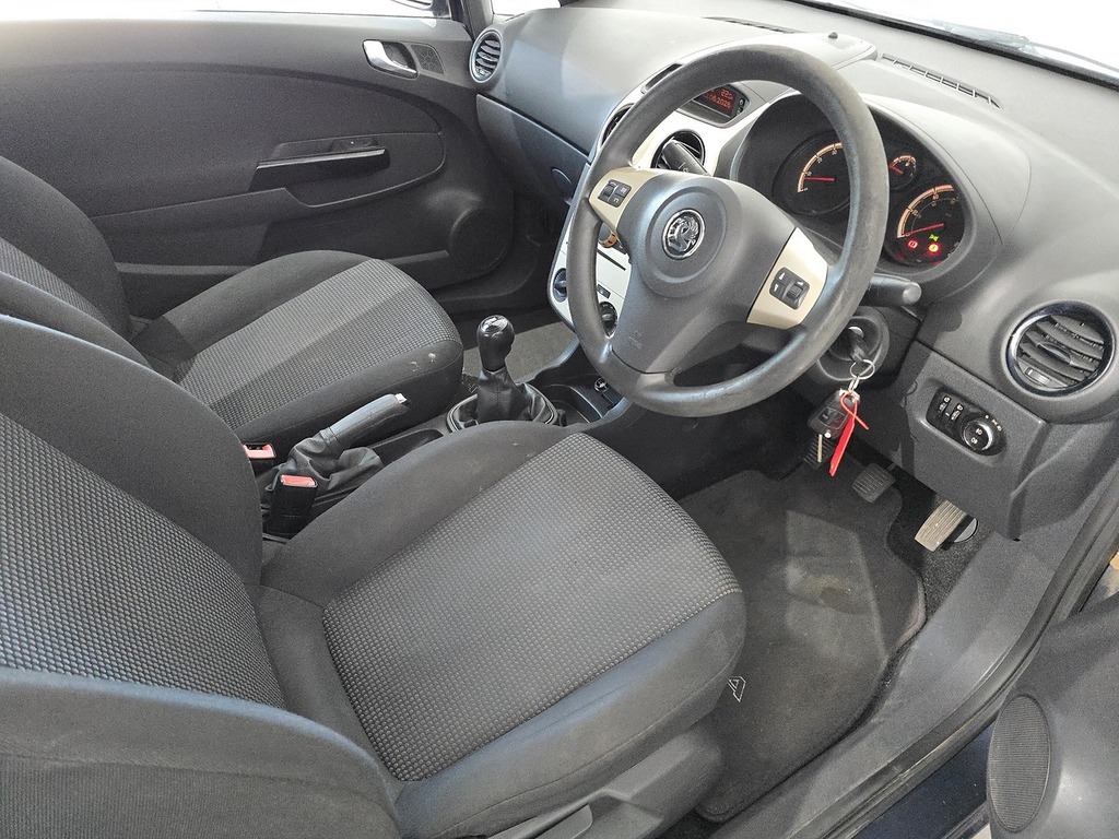 Vauxhall Corsa 1.2 Sxi 16V Silver #16