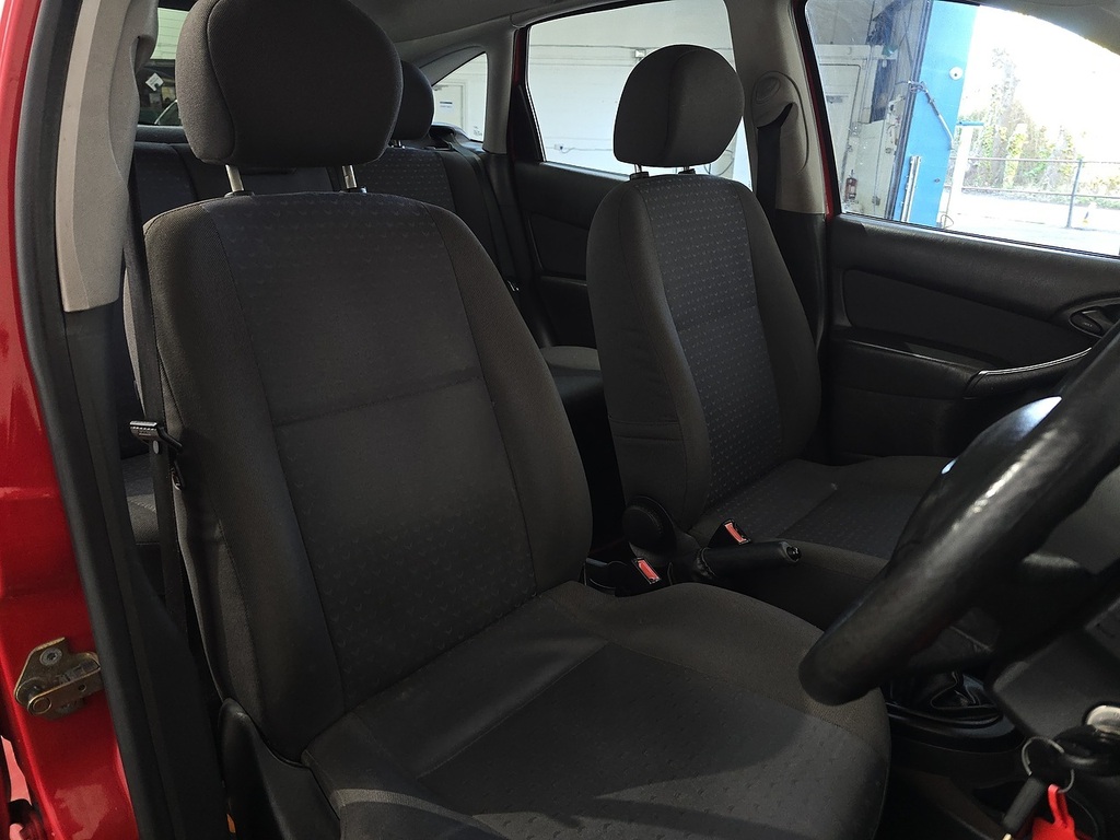 Ford Focus 1.6I 16V Zetec Blue #22