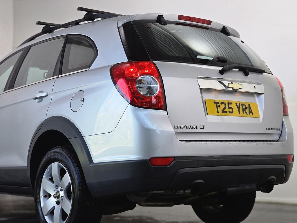 Chevrolet Captiva Vcdi Ls Silver #21