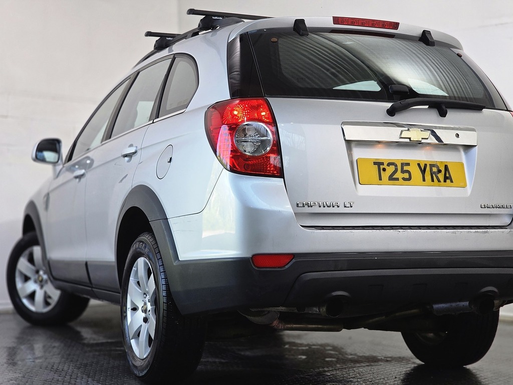 Chevrolet Captiva Vcdi Ls Silver #26