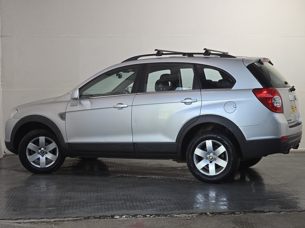 Chevrolet Captiva Vcdi Ls Silver #19