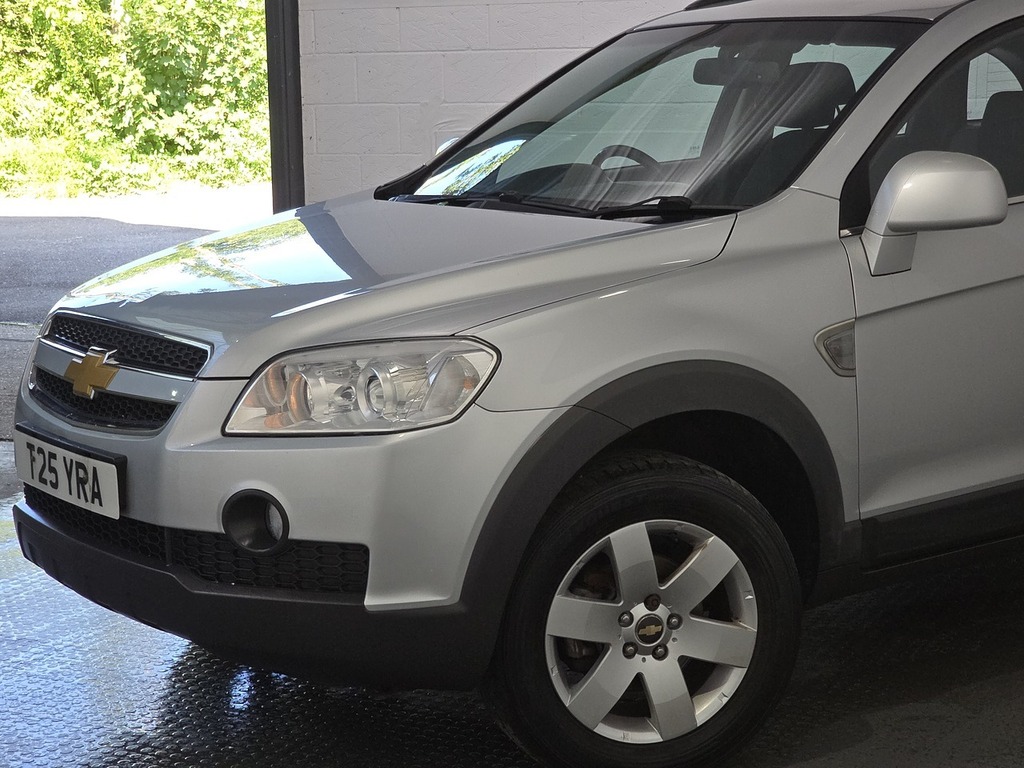 Chevrolet Captiva Vcdi Ls Silver #10