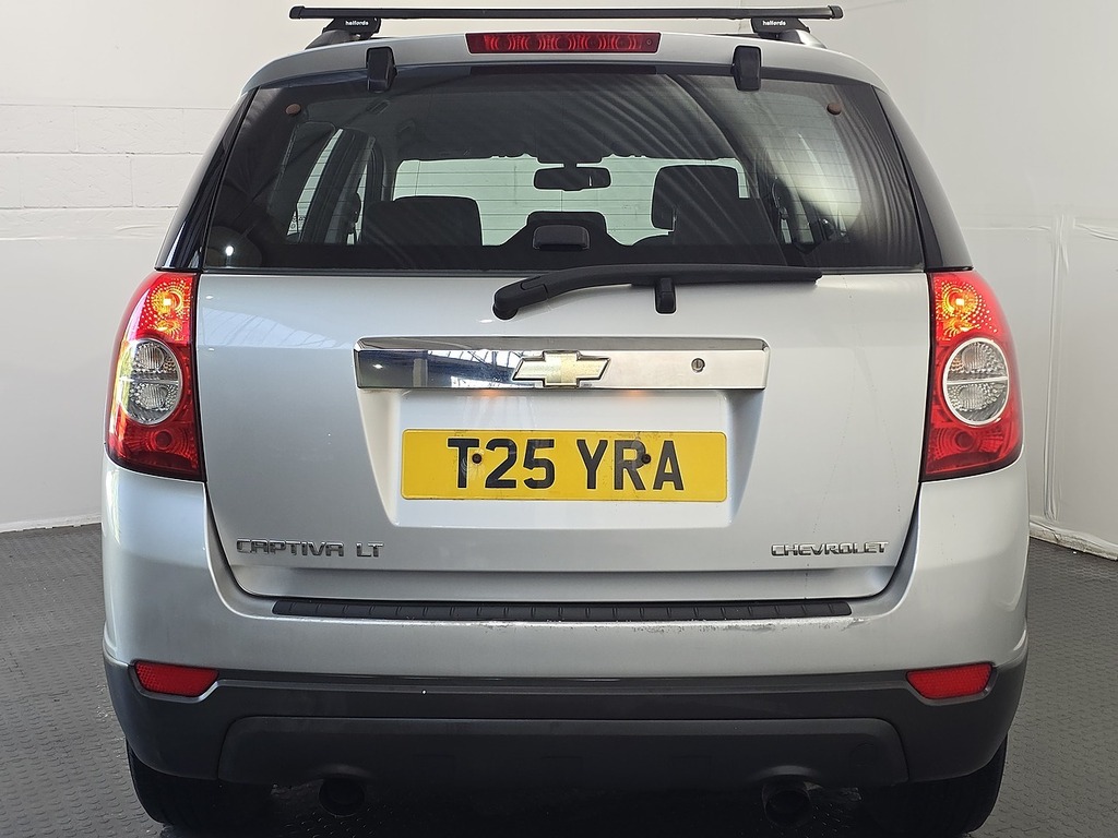 Chevrolet Captiva Vcdi Ls Silver #28
