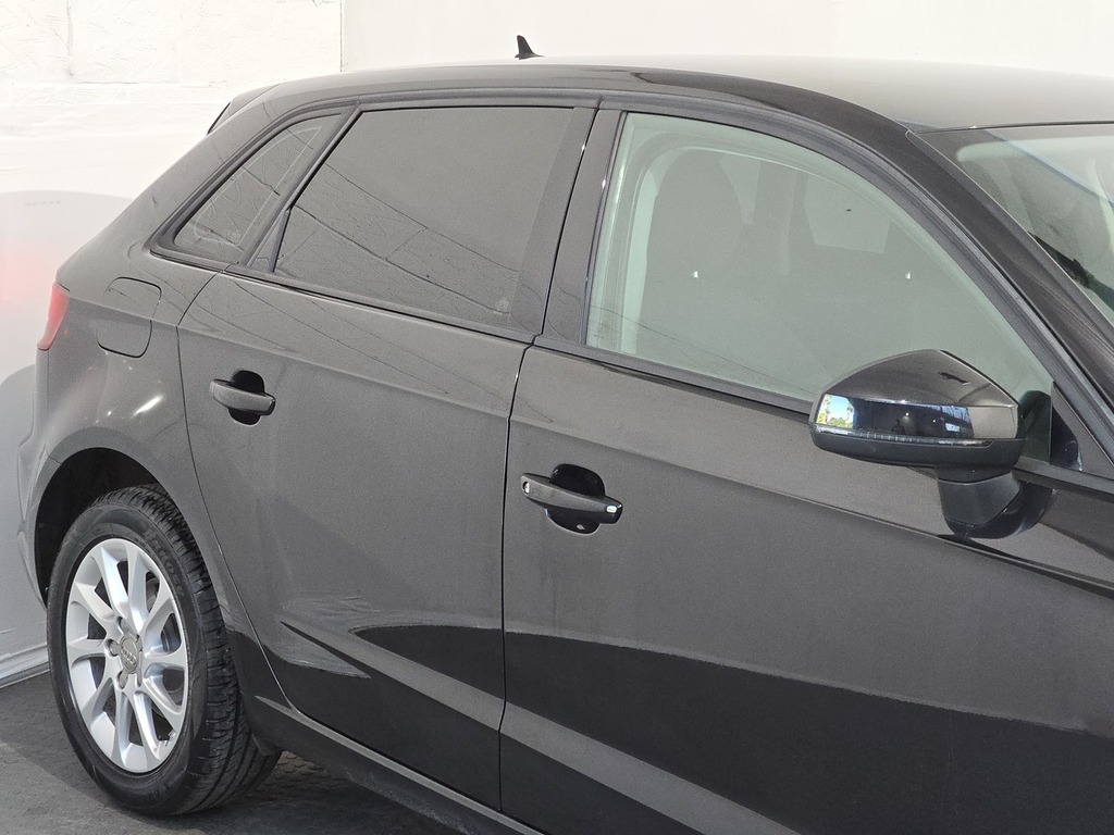 Audi A3 Tdi Se Black #5