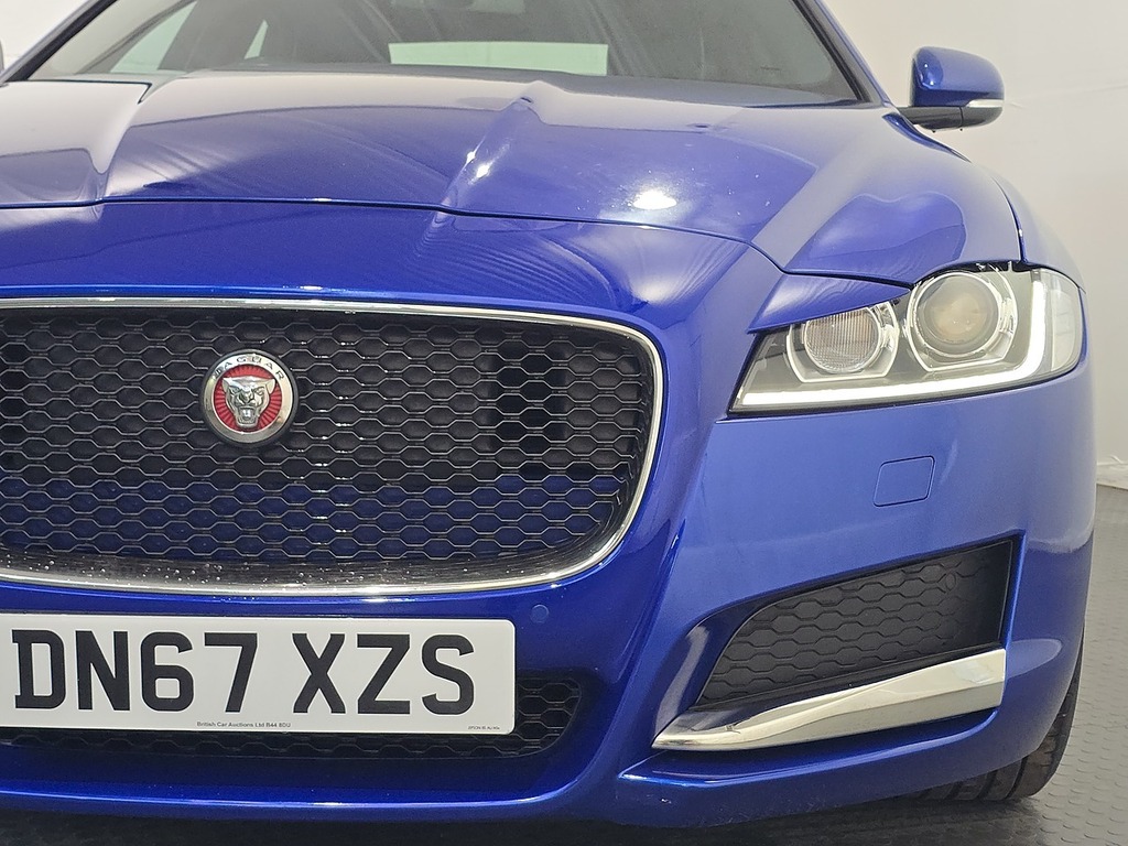 Jaguar XF 2.0D 180 Prestige  #13