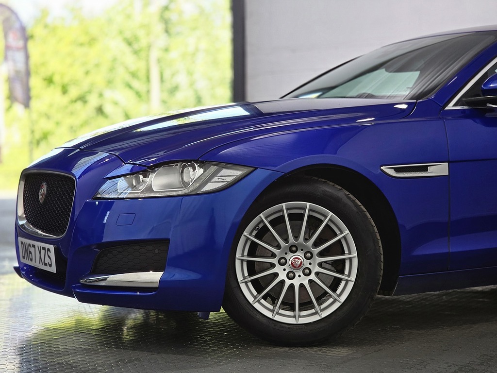 Jaguar XF 2.0D 180 Prestige  #15