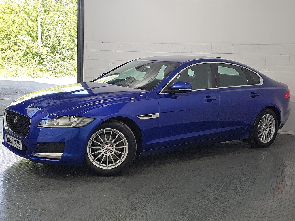 Jaguar XF 2.0D 180 Prestige  #18