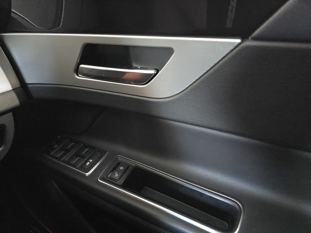 Jaguar XF 2.0D 180 Prestige  #37