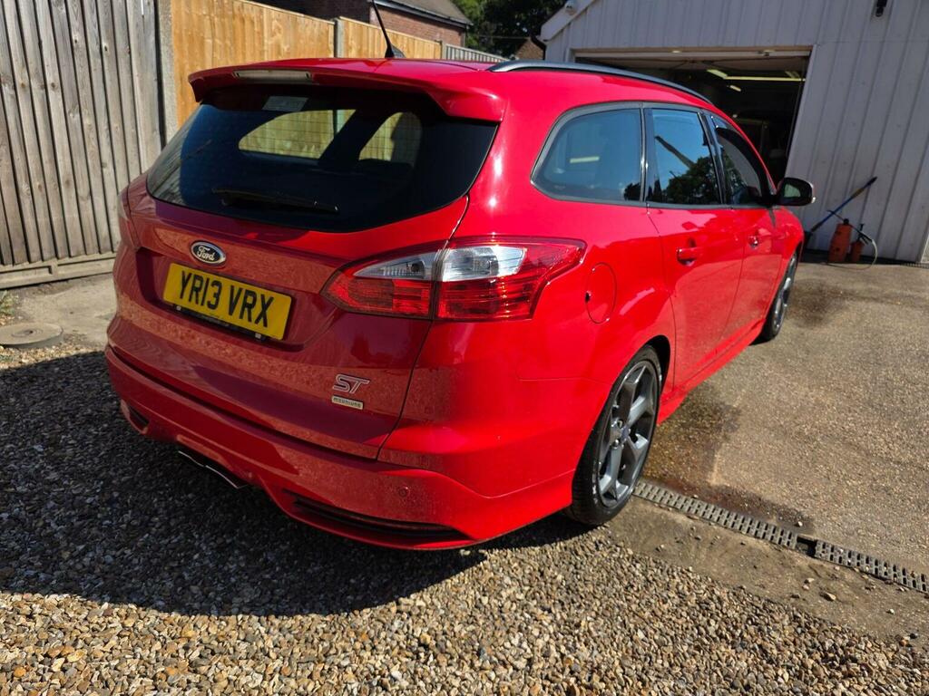 Ford Focus Estate 2.0T Ecoboost St-3 Euro 5 Ss 20131 Red #3