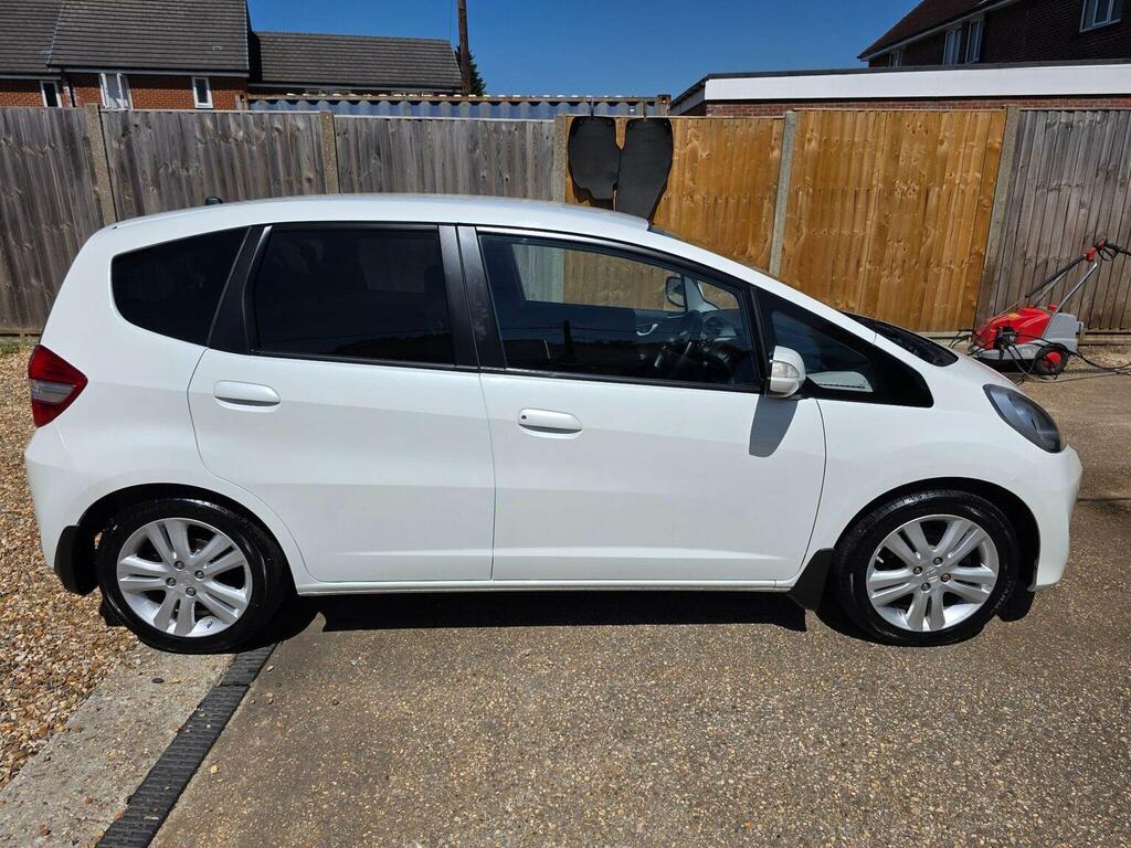 Honda Jazz Hatchback 1.4 I-vtec Es Plus Euro 5 201565 White #6
